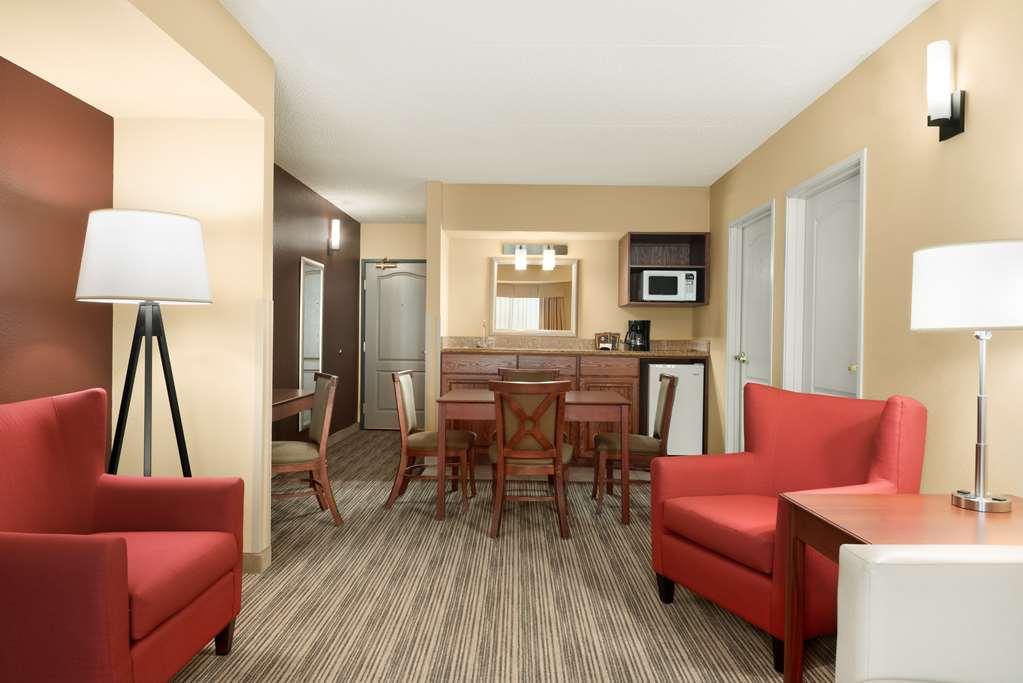Comfort Inn & Suites St Paul Northeast Vadnais Heights Exterior foto