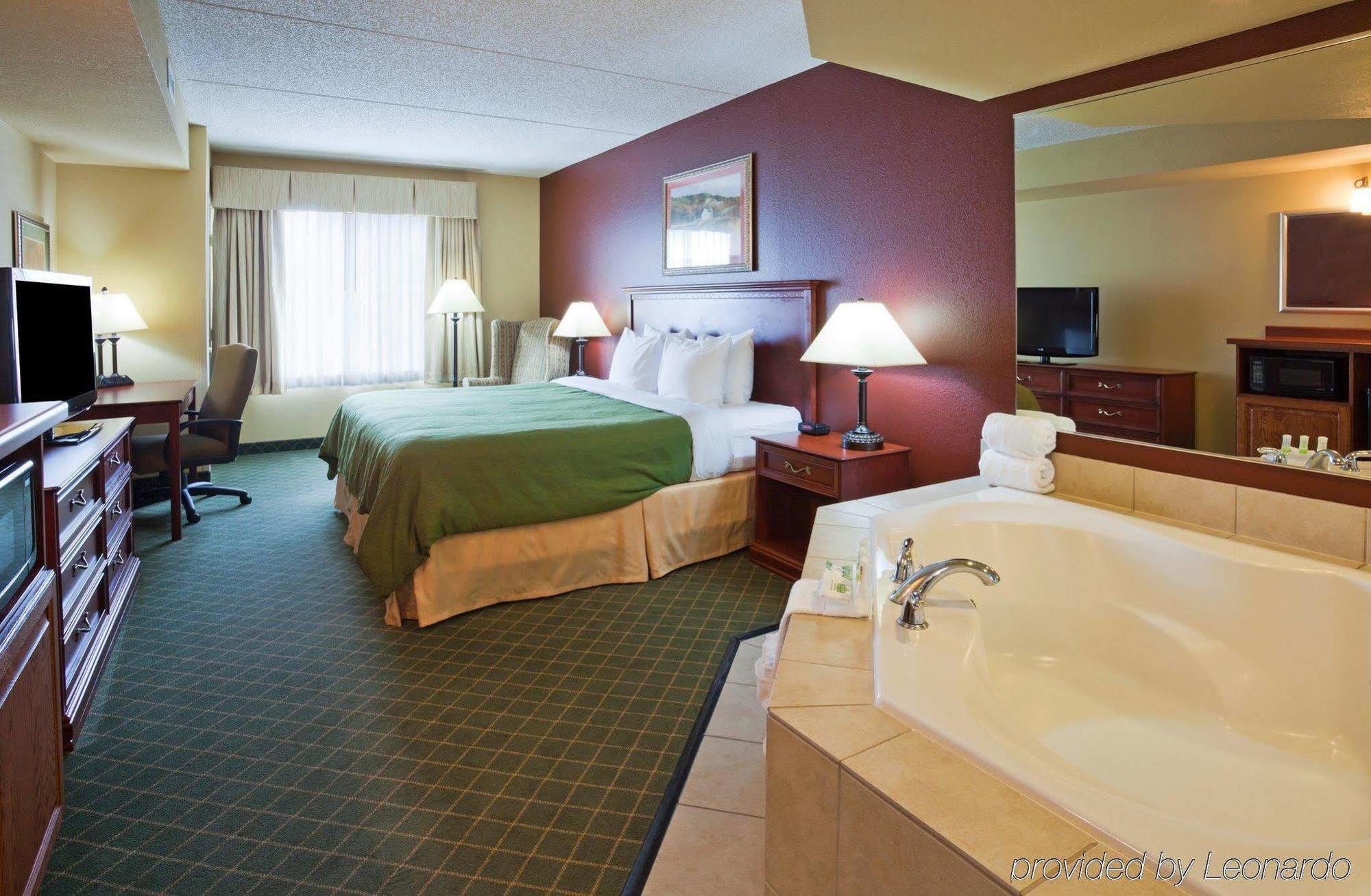 Comfort Inn & Suites St Paul Northeast Vadnais Heights Exterior foto